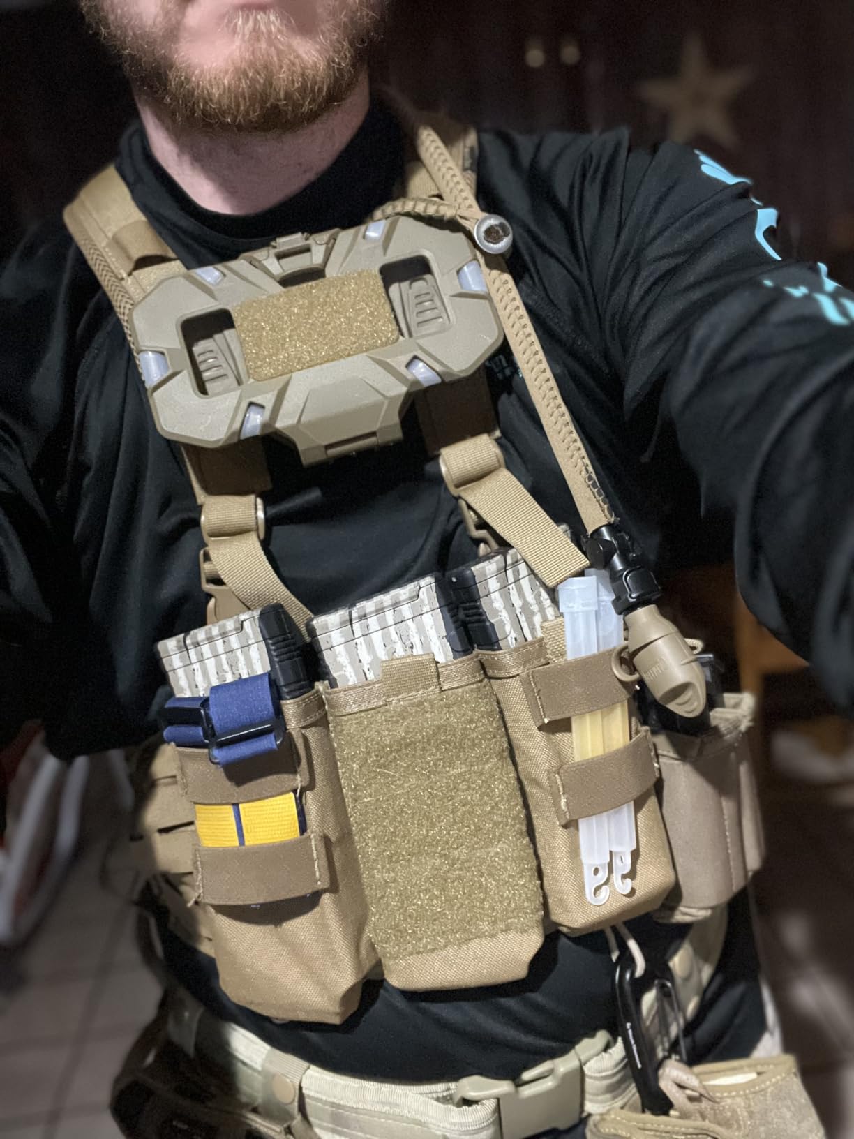 1x Tactical MOLLE Phone Holder