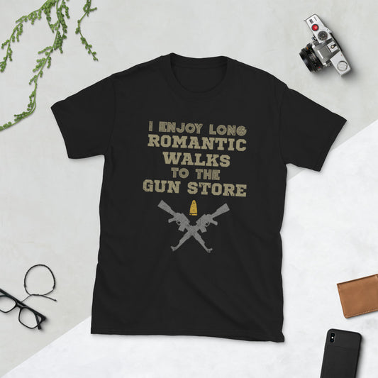 Disfruto de largos paseos románticos a la tienda de armas Camiseta unisex de manga corta