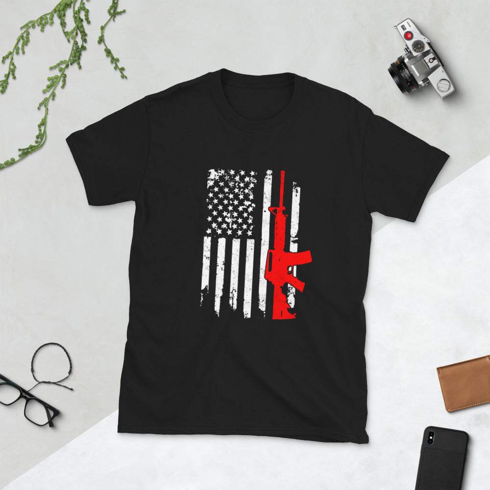 Camiseta unisex de manga corta con bandera americana y pistola