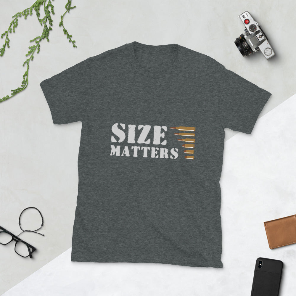 Size Matters gun engraçada camiseta unissex de manga curta